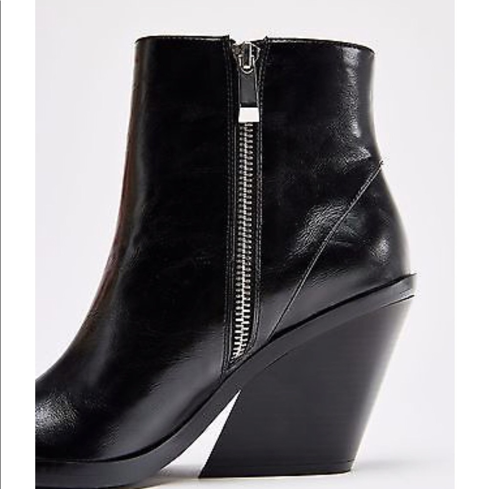 NWT ZARA BLACK ANKLE BOOTS WITH THICK SOLE - Picture 5 of 7